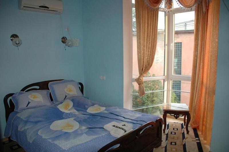 Edemi Kutaisi Quarto foto